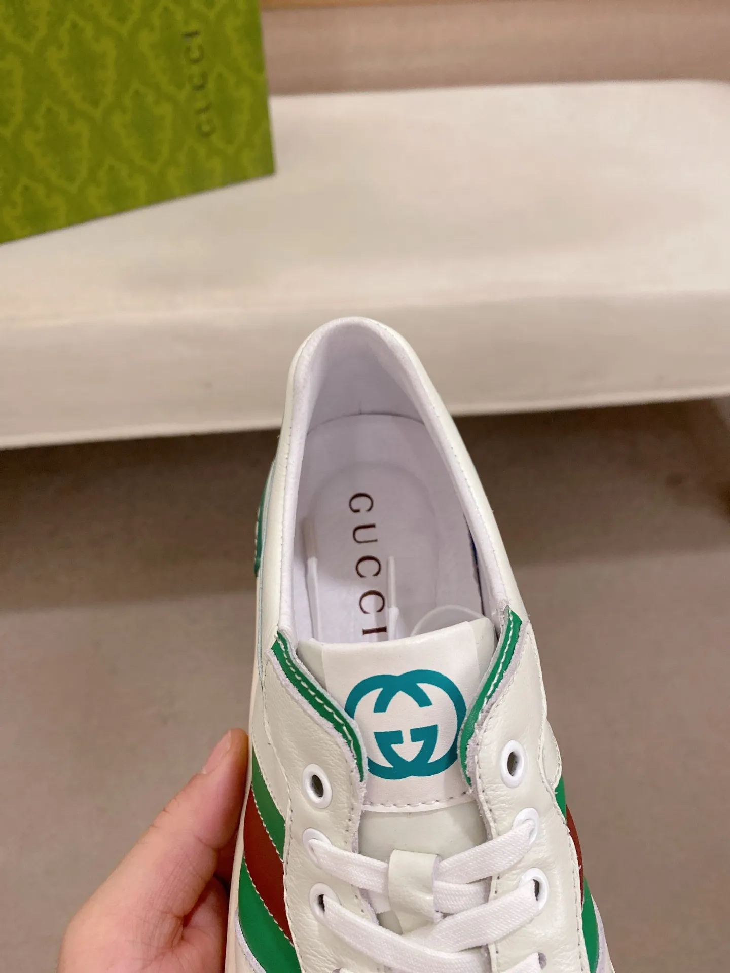 Men's clothing and shoes💰:440💰 (Gucci) The latest 🎁🎁casual and fashionable men's shoes👟 from the official website, hot style 💥 style is simple and elegant, exclusive for trendy men. Unique latest brand elements from the official website 👑original Gucci decoration, fashionable and generous, original cowhide leather ✅sheepskin lining, official website designated wear-resistant casual outsole, classic model taken at the counter in kind🎬38-44